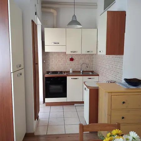 Gilda Vacanze Metro Battistini Apartment *